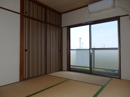 コーポ芝中　302号