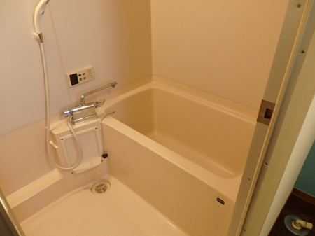 コーポ芝中　302号