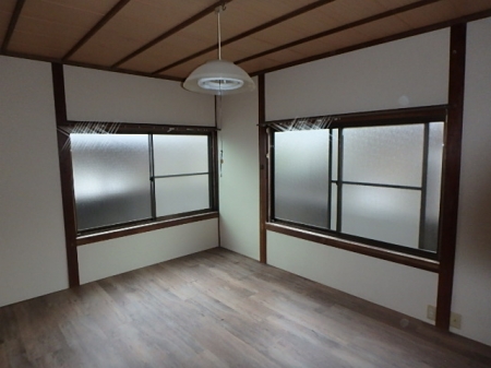 亀浦T邸(手前)
