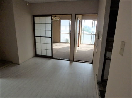ハイツ憩　201号室