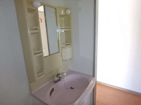 グランドコーポ中の尾