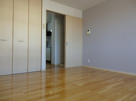 メゾン・アンソレイユ　101号室