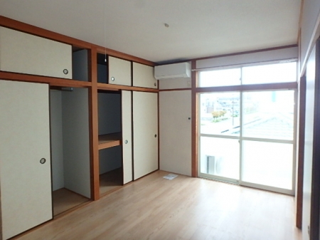 coming century　201号室