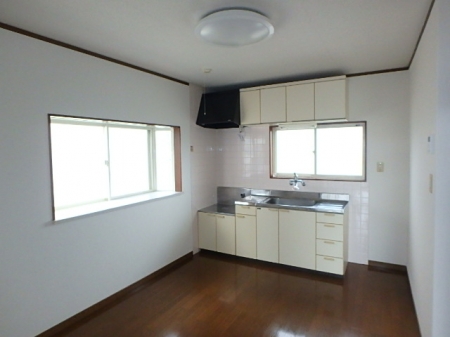 coming century　201号室