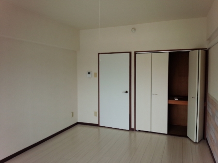 ヴィラージュKT　208号室