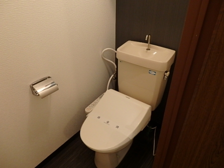 ヴィラージュKT　210号室