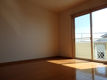 メゾンソレイユB