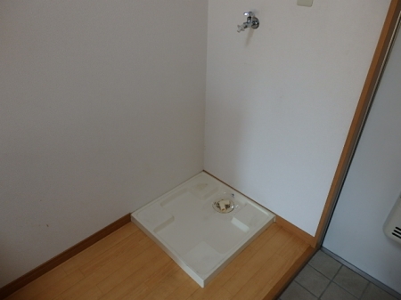 メゾンソレイユB