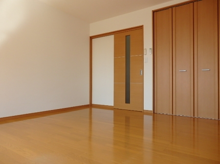 メゾンソレイユC